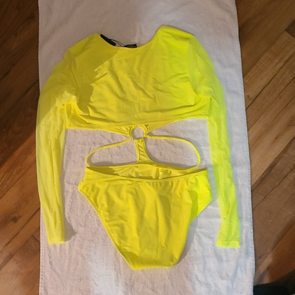 Swimsuit - Picture 2 of 2